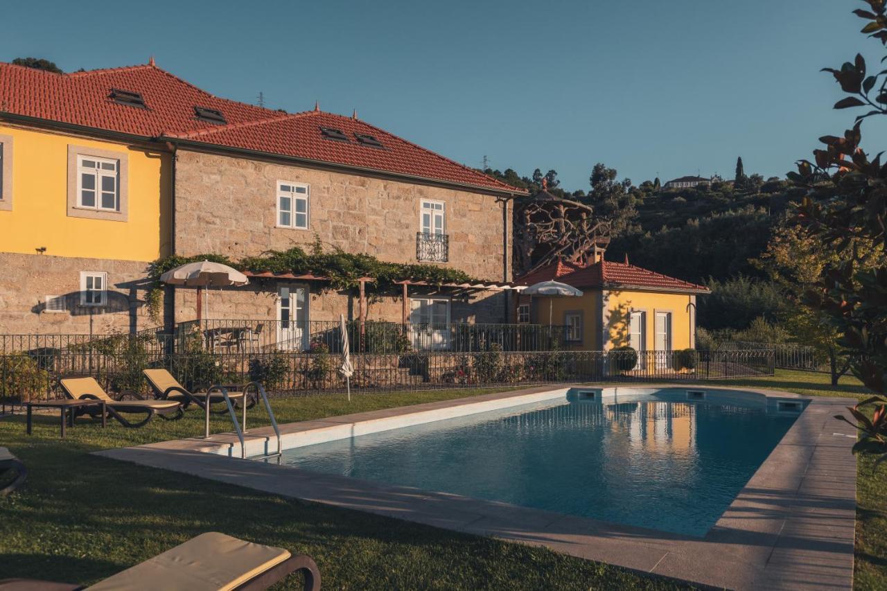 Gasthaus Quinta Do Outeiro Resende Exterior foto